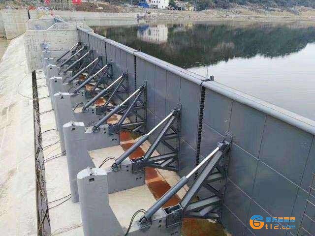 閘門啟閉機