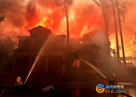 火災(zāi)逃生的四個(gè)要點(diǎn)
